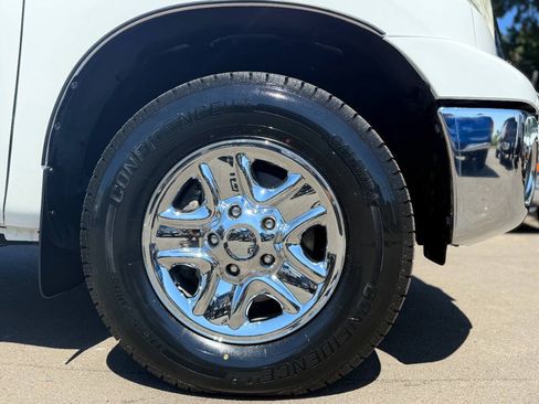 Used 2013 Toyota Tundra 4x4 Double Cab w/ Tow Pkg image 31