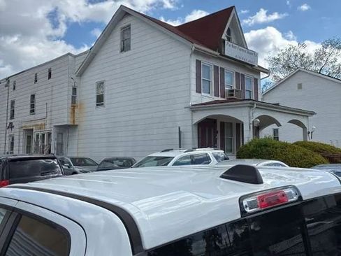 Used 2020 RAM 1500 Big Horn AWD/4WD image 11