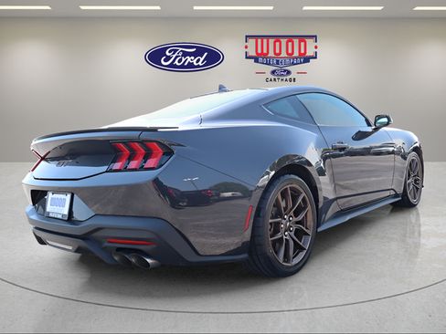 Used 2024 Ford Mustang GT Premium RWD image 3