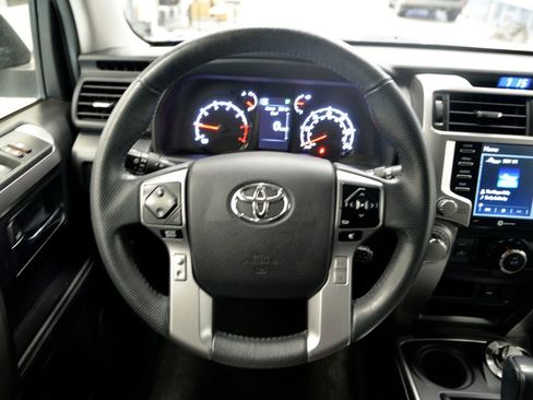 Used 2021 Toyota 4Runner SR5 image 18