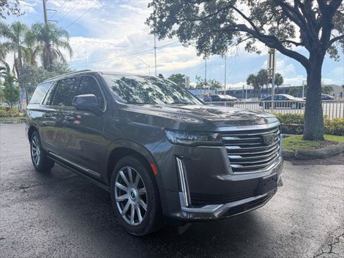 Used 2021 Cadillac Escalade ESV Premium Luxury Platinum AWD/4WD image 9