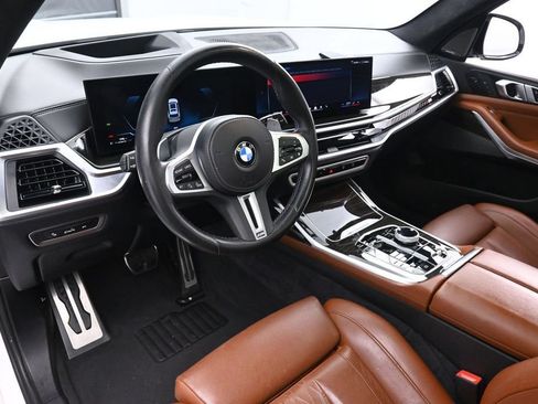Used 2024 BMW X7 M60i w/ Executive Package AWD/4WD image 10