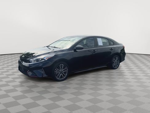 Used 2024 Kia Forte GT-Line FWD image 4