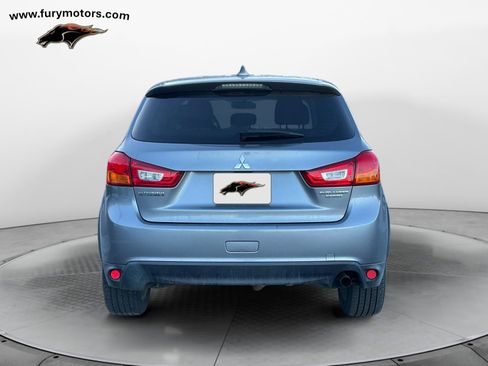 Used 2017 Mitsubishi Outlander Sport ES image 4