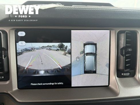 Used 2026 Ford Bronco Outer Banks AWD/4WD image 17