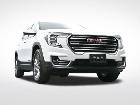 Certified 2022 GMC Terrain SLT image 29