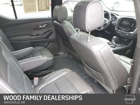 Certified 2023 Chevrolet Traverse Premier w/ Redline Edition image 31