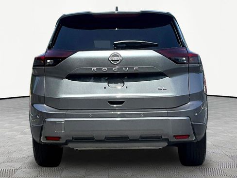 Used 2026 Nissan Rogue SL FWD image 5