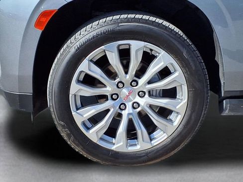 Used 2022 GMC Yukon XL Denali w/ Max Trailering Package image 11