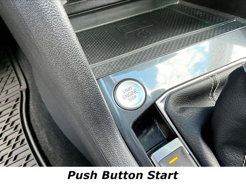 Used 2023 Volkswagen Tiguan SE AWD/4WD image 39
