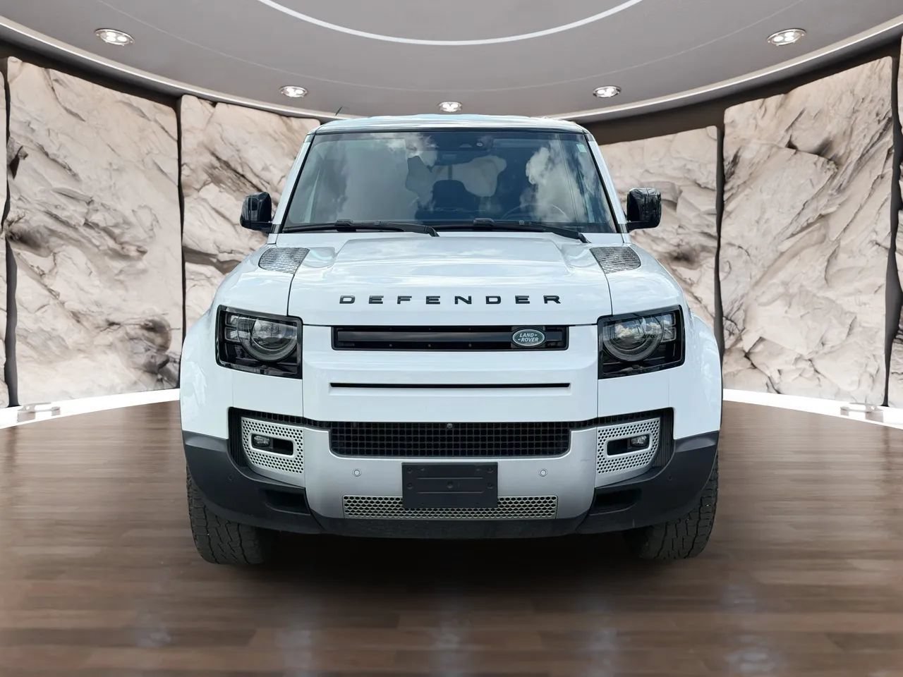Used 2022 Land Rover Defender 110 AWD/4WD image 2