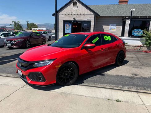 Used 2017 Honda Civic EX image 2