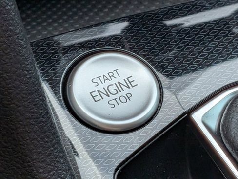 New 2026 Volkswagen Taos S image 31