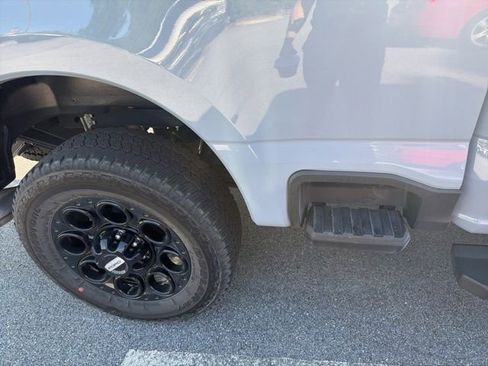 Used 2025 Ford F350 Lariat w/ Lariat Ultimate Package image 21