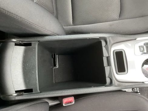 Used 2024 Chevrolet Malibu LT image 20