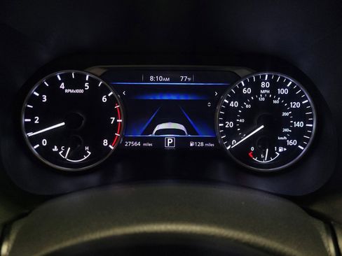 Used 2025 Nissan Sentra SR FWD image 23