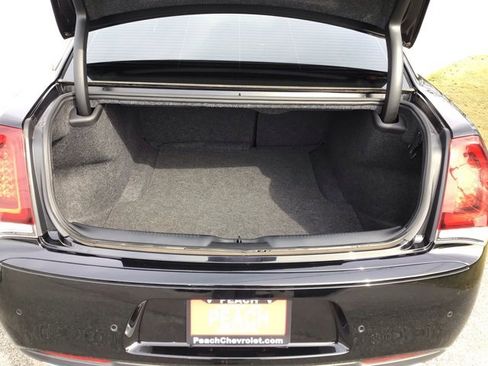 Used 2023 Chrysler 300 Touring L w/ Comfort Group image 14