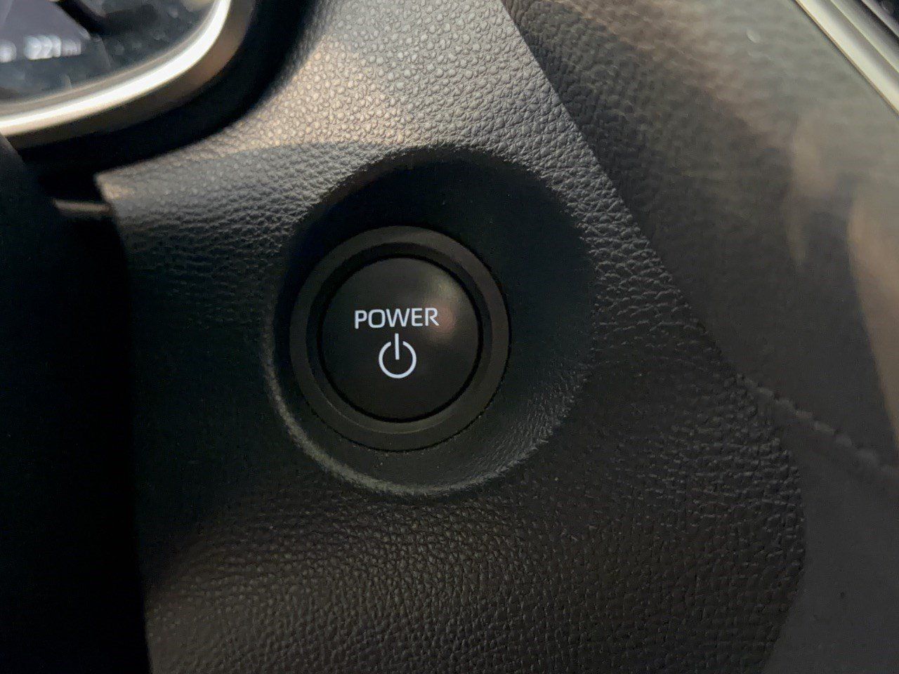 Used 2024 Toyota Corolla Cross AWD Hybrid w/ Convenience Package image 20