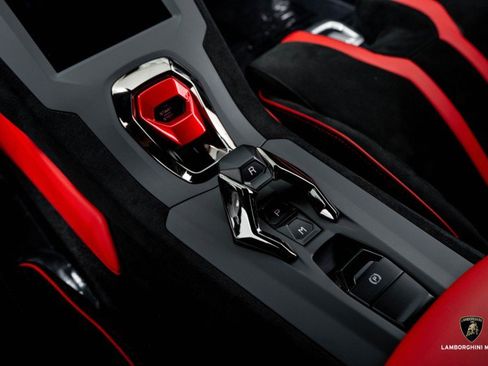 Used 2023 Lamborghini Huracan STO image 55