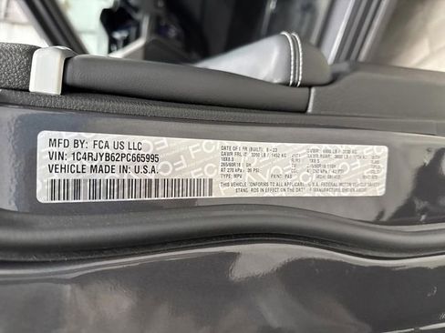 Used 2023 Jeep Grand Cherokee 4WD 4xe w/ Luxury Tech Group II image 44