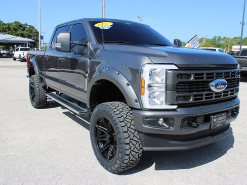 Used 2025 Ford F250 XLT w/ FX4 Off-Road Package AWD/4WD image 15