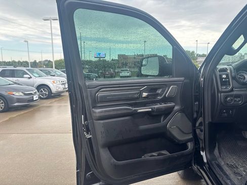 Used 2019 RAM 1500 Limited AWD/4WD image 9