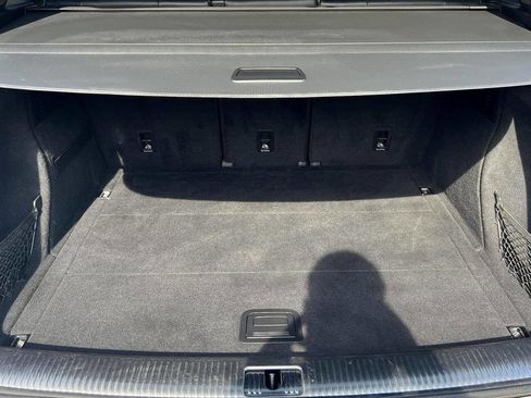 Used 2019 Audi SQ5 Premium Plus w/ Premium Plus Package image 12