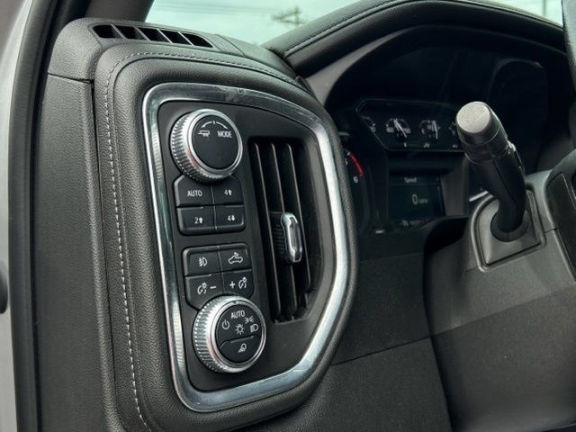 Used 2021 GMC Sierra 1500 SLT AWD/4WD image 36