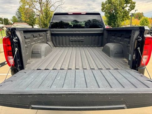 Used 2020 GMC Sierra 1500 Elevation w/ Elevation Value Package image 11