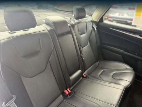 Used 2020 Ford Fusion Titanium FWD image 30