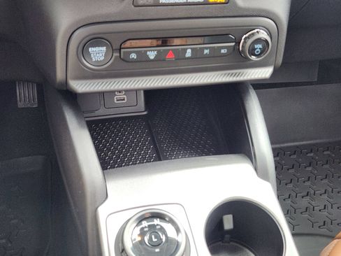 New 2026 Ford Bronco Sport Outer Banks w/ Outer Banks Tech Package+ AWD/4WD image 19