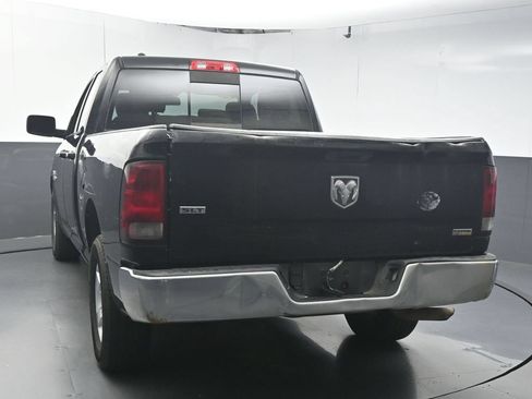 Used 2015 RAM 1500 Classic SLT RWD image 6