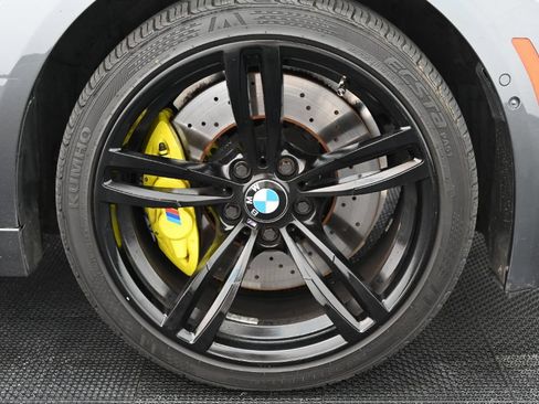 Used 2018 BMW M3 RWD image 45