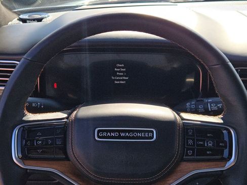 Certified 2024 Jeep Grand Wagoneer L Series III image 34