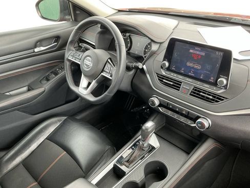Used 2021 Nissan Altima 2.5 SR FWD image 30