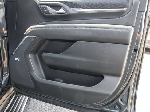 Used 2022 GMC Yukon XL Denali AWD/4WD image 40