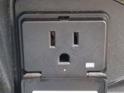 Used 2021 Jeep Grand Cherokee L Limited image 27