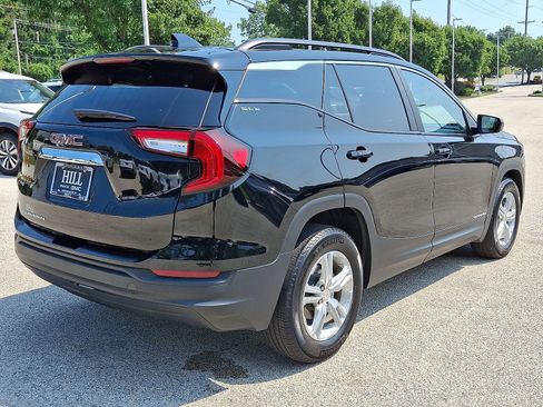 Used 2024 GMC Terrain SLE w/ Driver Convenience Package FWD image 25