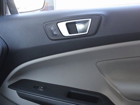 Used 2018 Ford EcoSport SE w/ SE Convenience Package image 22