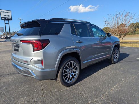 New 2026 GMC Terrain Denali AWD/4WD image 3
