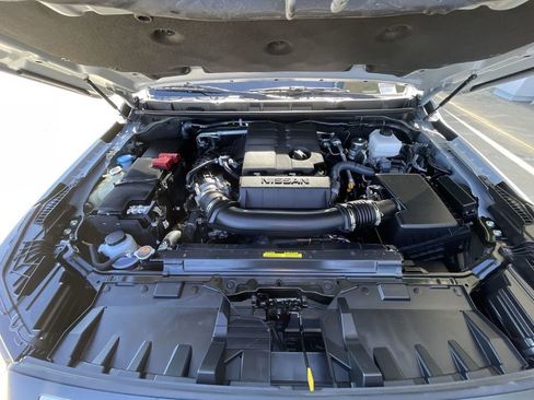 Used 2025 Nissan Frontier PRO-4X w/ Pro Convenience Package image 28