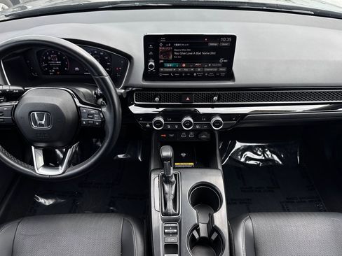 Used 2022 Honda Civic Touring image 27