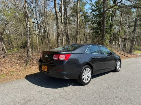 Used 2015 Chevrolet Malibu LT w/ Leather Package image 9