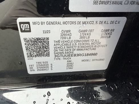 Used 2024 GMC Sierra 1500 AT4 w/ AT4 Premium Package AWD/4WD image 29