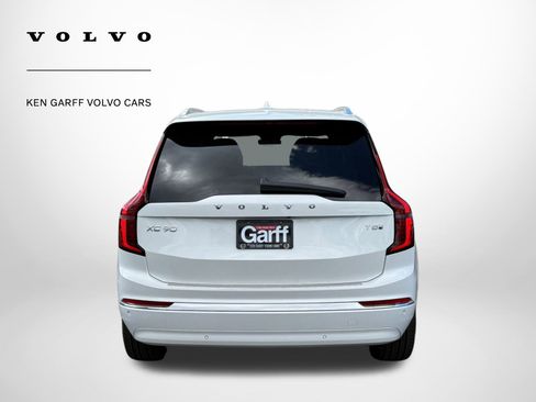 New 2026 Volvo XC90 T8 Plus w/ Protection Package Premier image 4