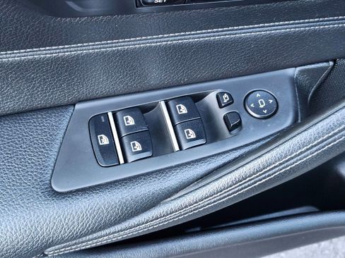 Used 2019 BMW 530i xDrive 530i xDrive image 17