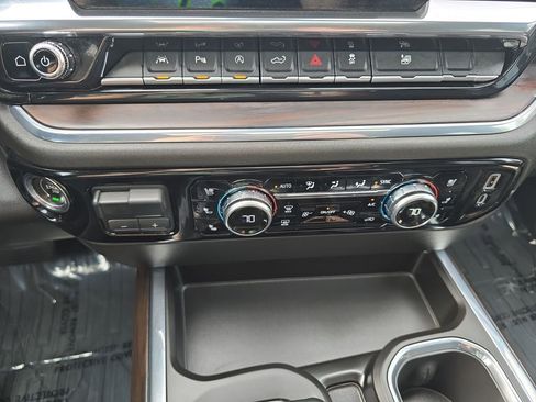 Certified 2024 GMC Sierra 1500 SLT w/ SLT Premium Plus Package image 17