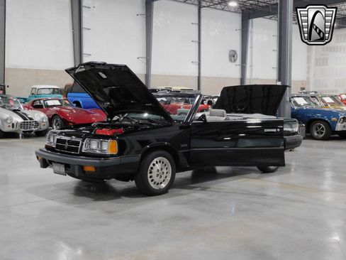 Used 1986 Dodge 600 ES image 16