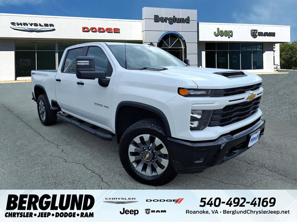 Used 2024 Chevrolet Silverado 2500 Custom w/ Custom Value Package AWD/4WD image 1