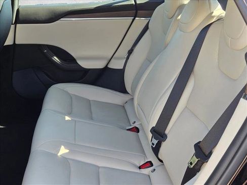 Used 2023 Tesla Model S Standard Range image 18